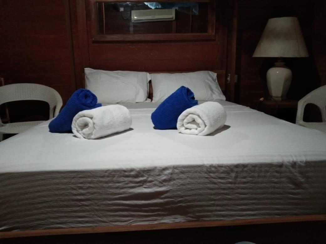 Hi Win Hotel Chilaw Exteriör bild