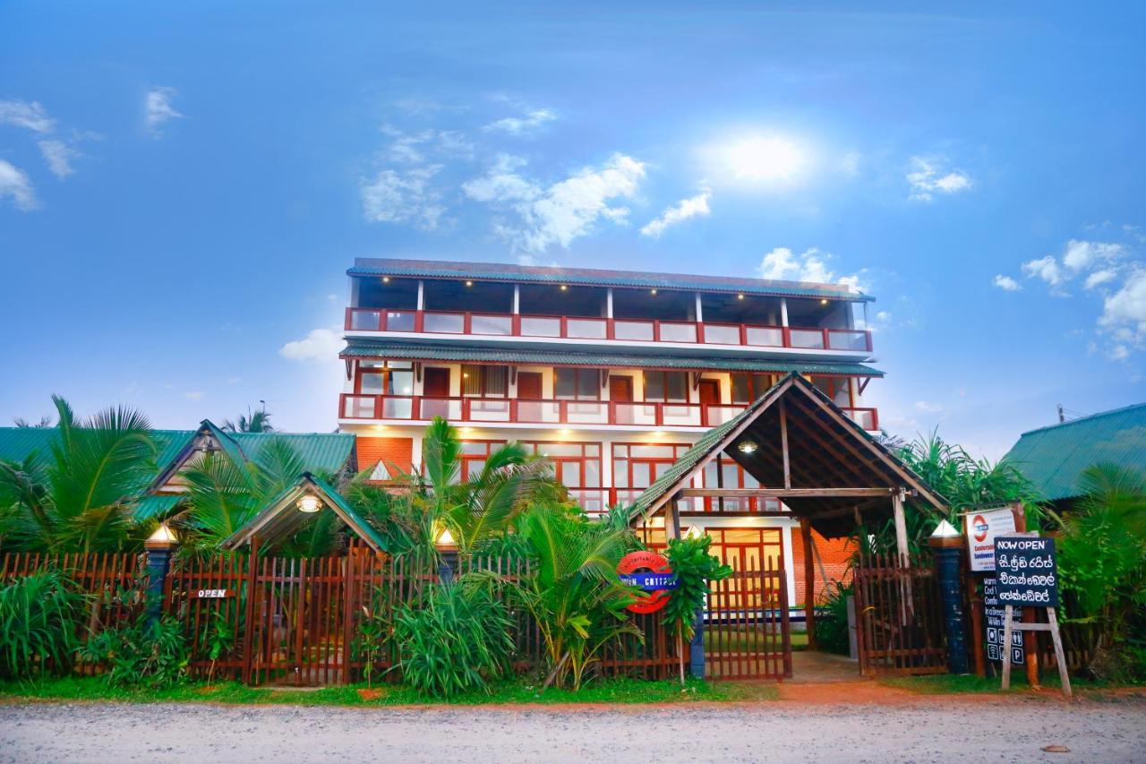 Hi Win Hotel Chilaw Exteriör bild