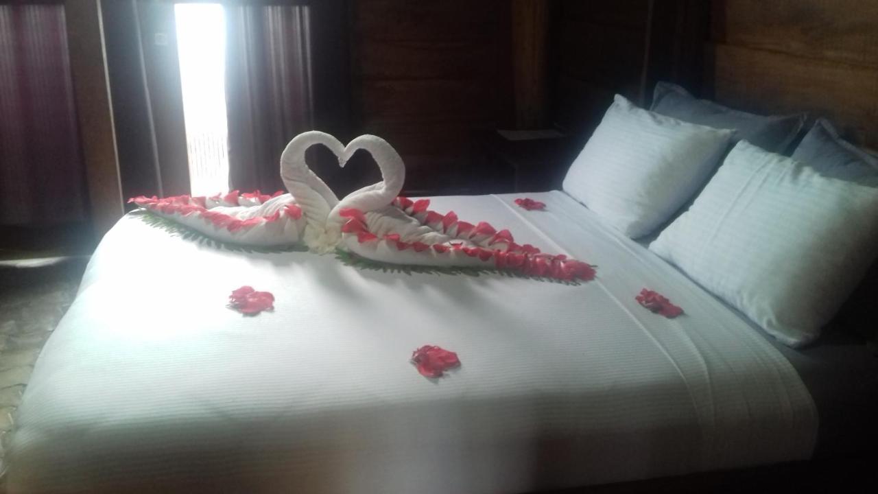 Hi Win Hotel Chilaw Exteriör bild