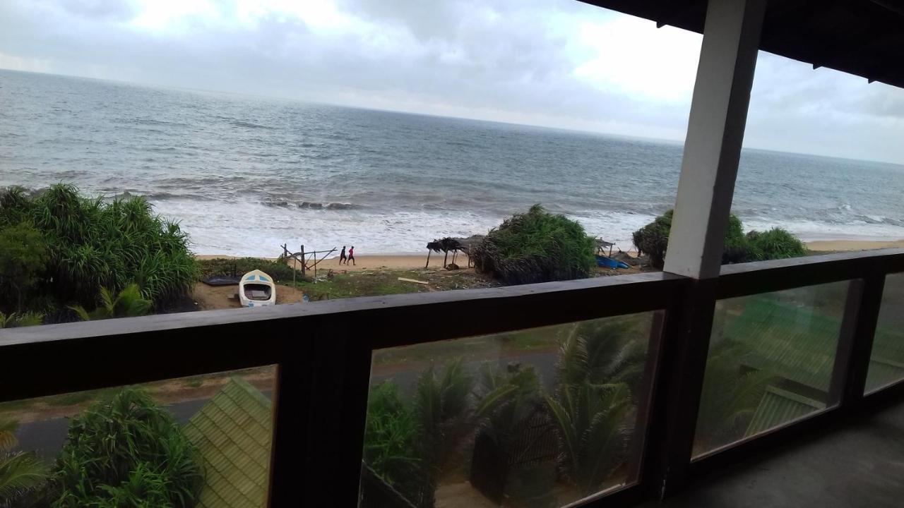Hi Win Hotel Chilaw Exteriör bild