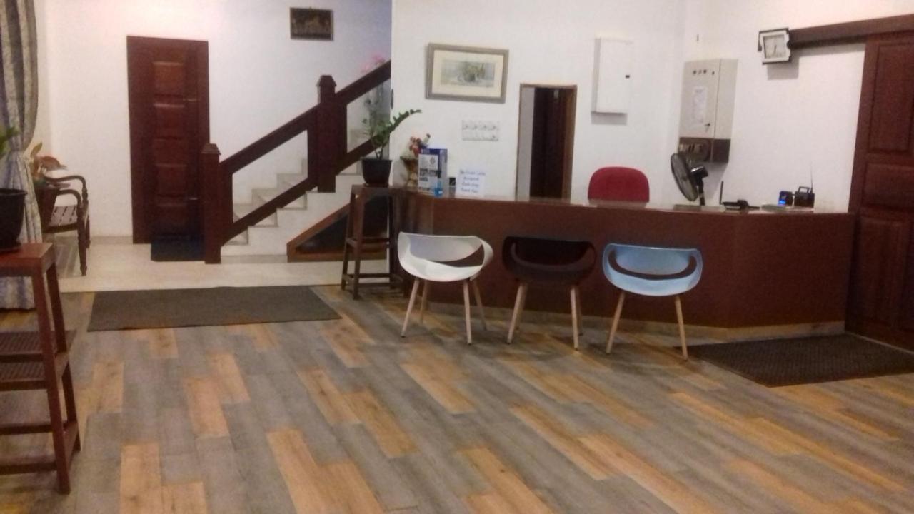 Hi Win Hotel Chilaw Exteriör bild