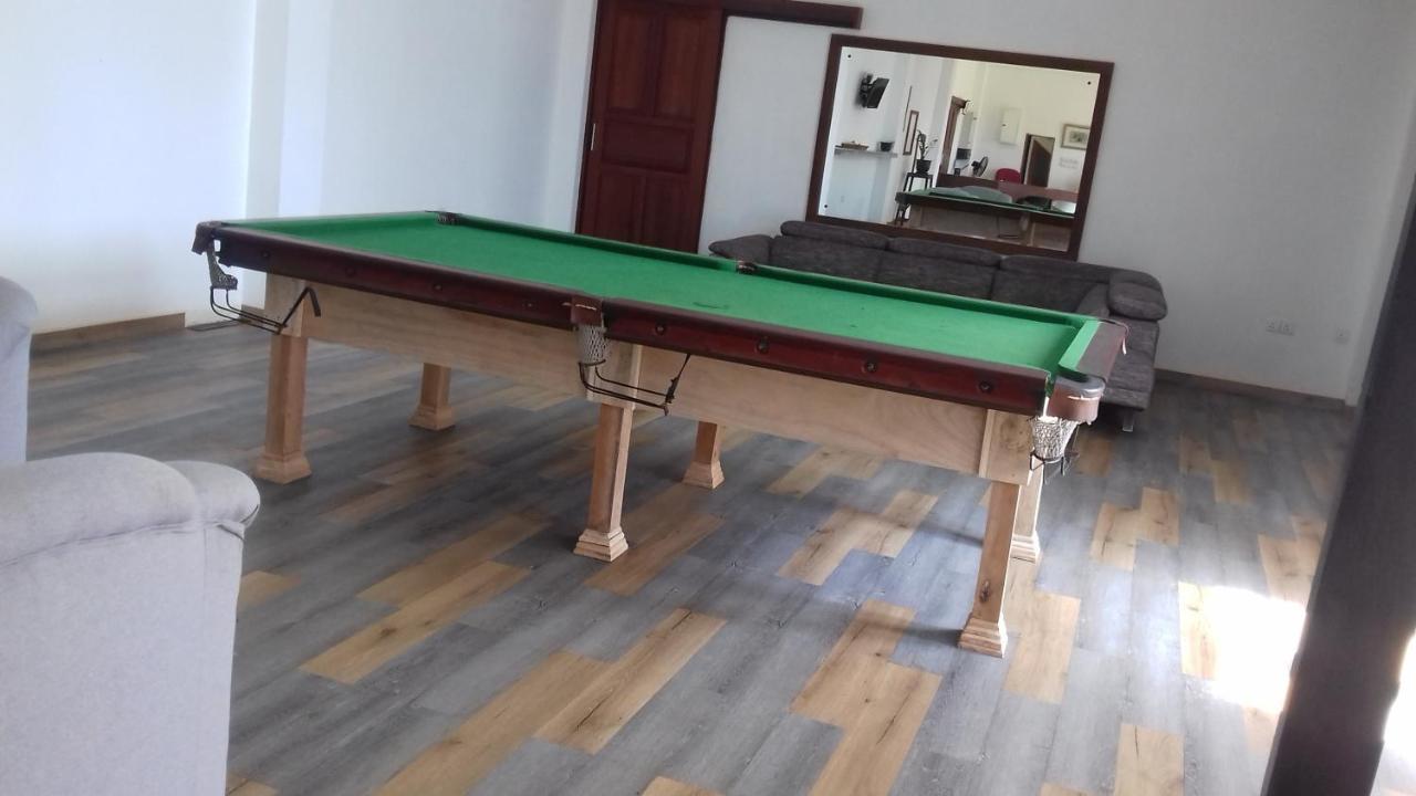 Hi Win Hotel Chilaw Exteriör bild