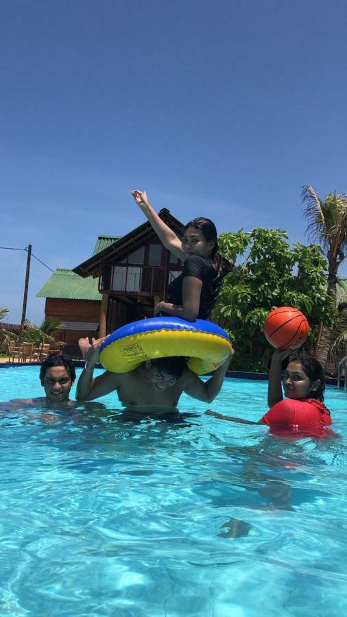 Hi Win Hotel Chilaw Exteriör bild